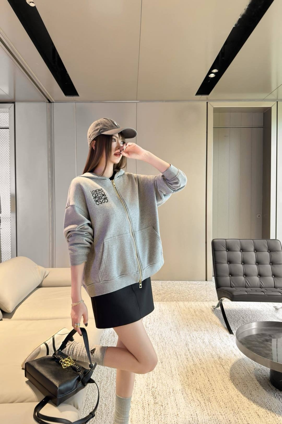 Loe 25fw embroidered jacket