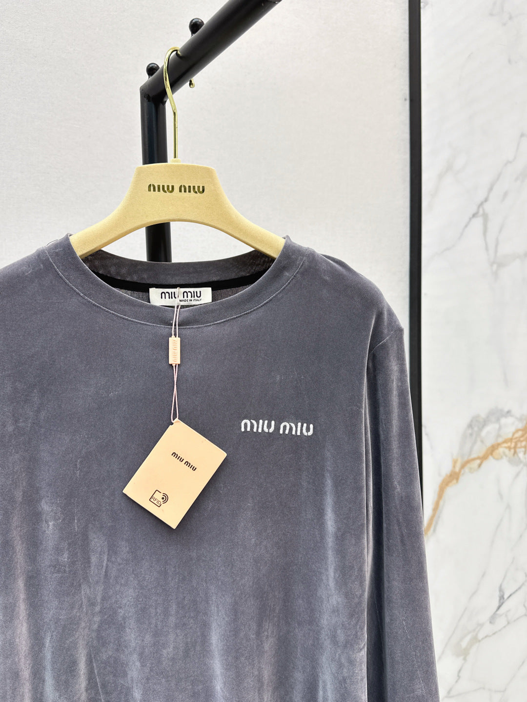 Miu 25fw velvet shirt