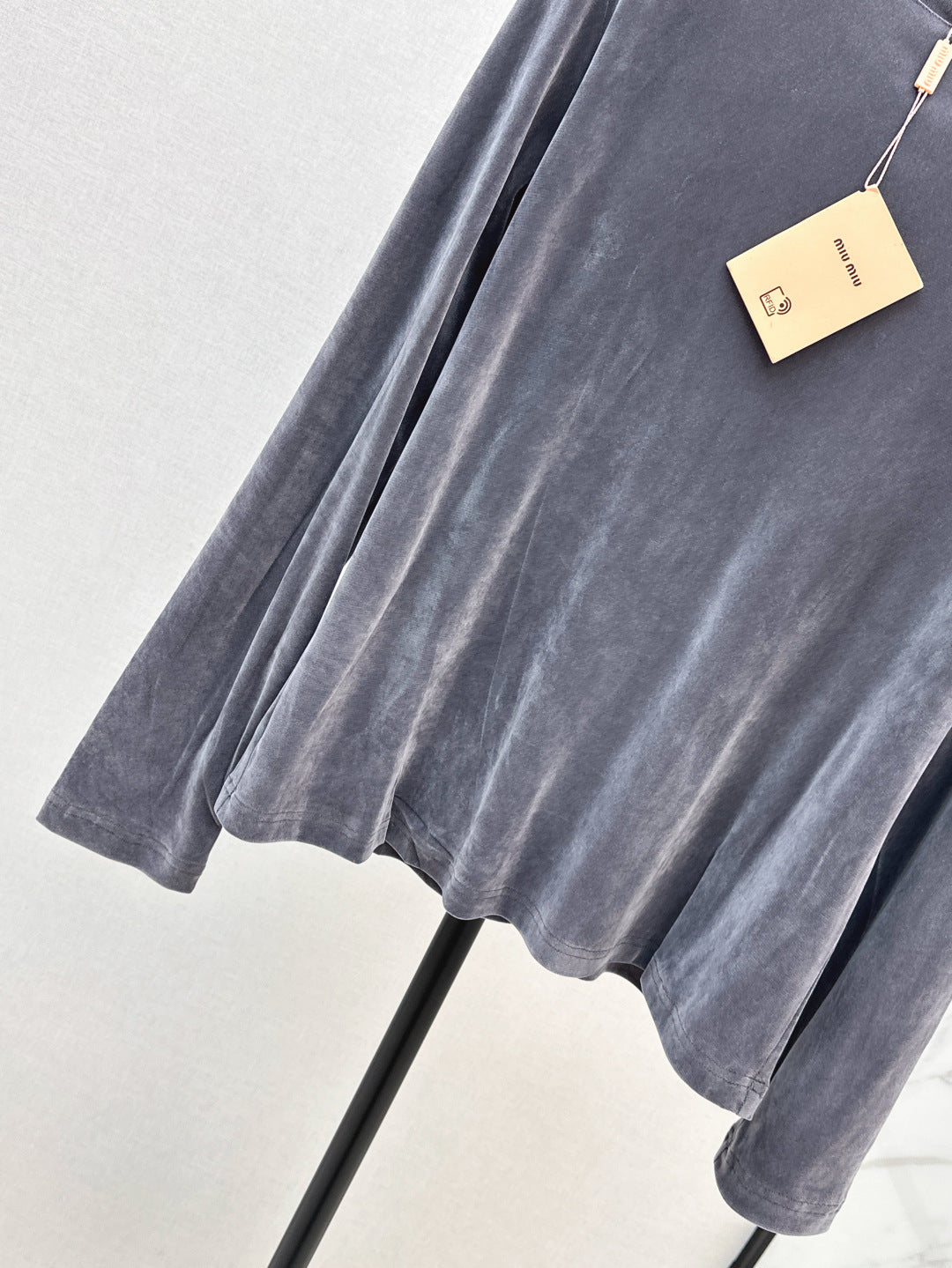 Miu 25fw velvet shirt