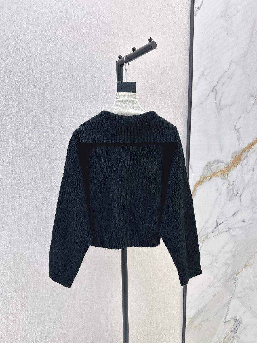 Herm 25fw jacquard sweater