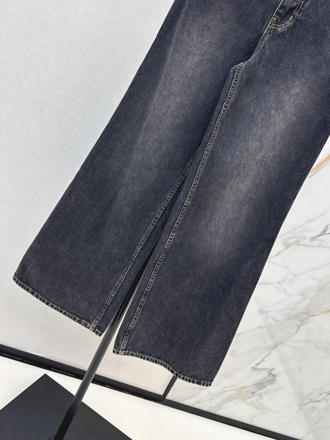 CD 25fw jeans