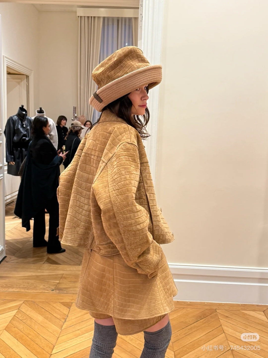 Louis 25fw suede jacket