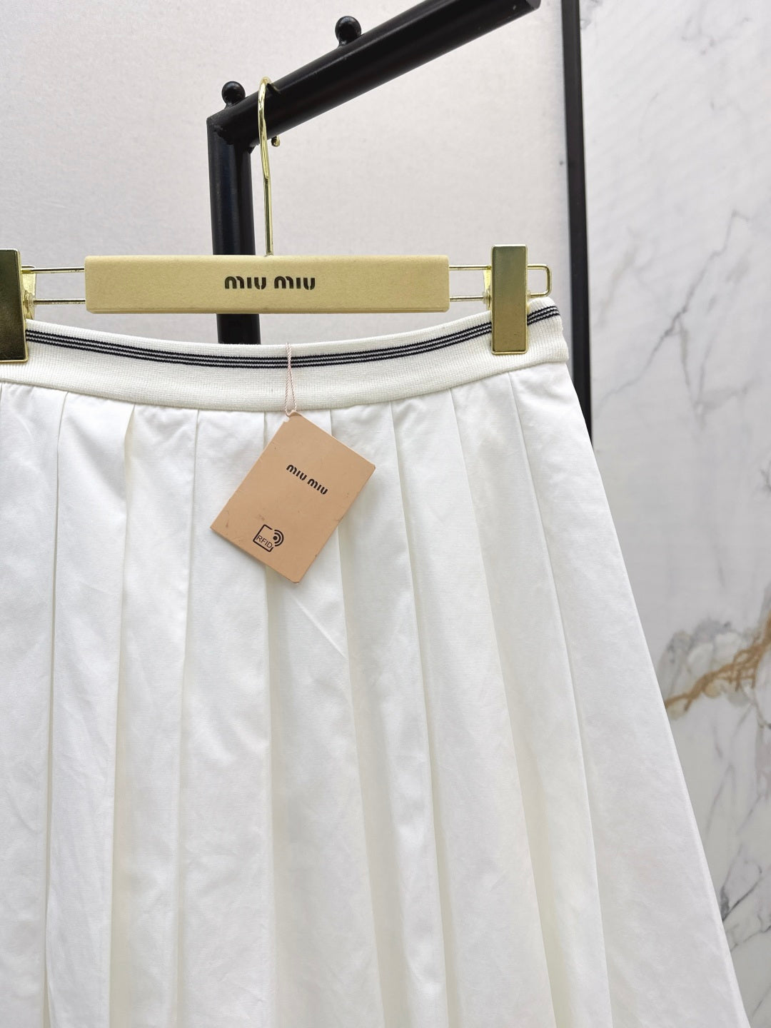 Miu 25fw pleated skirt