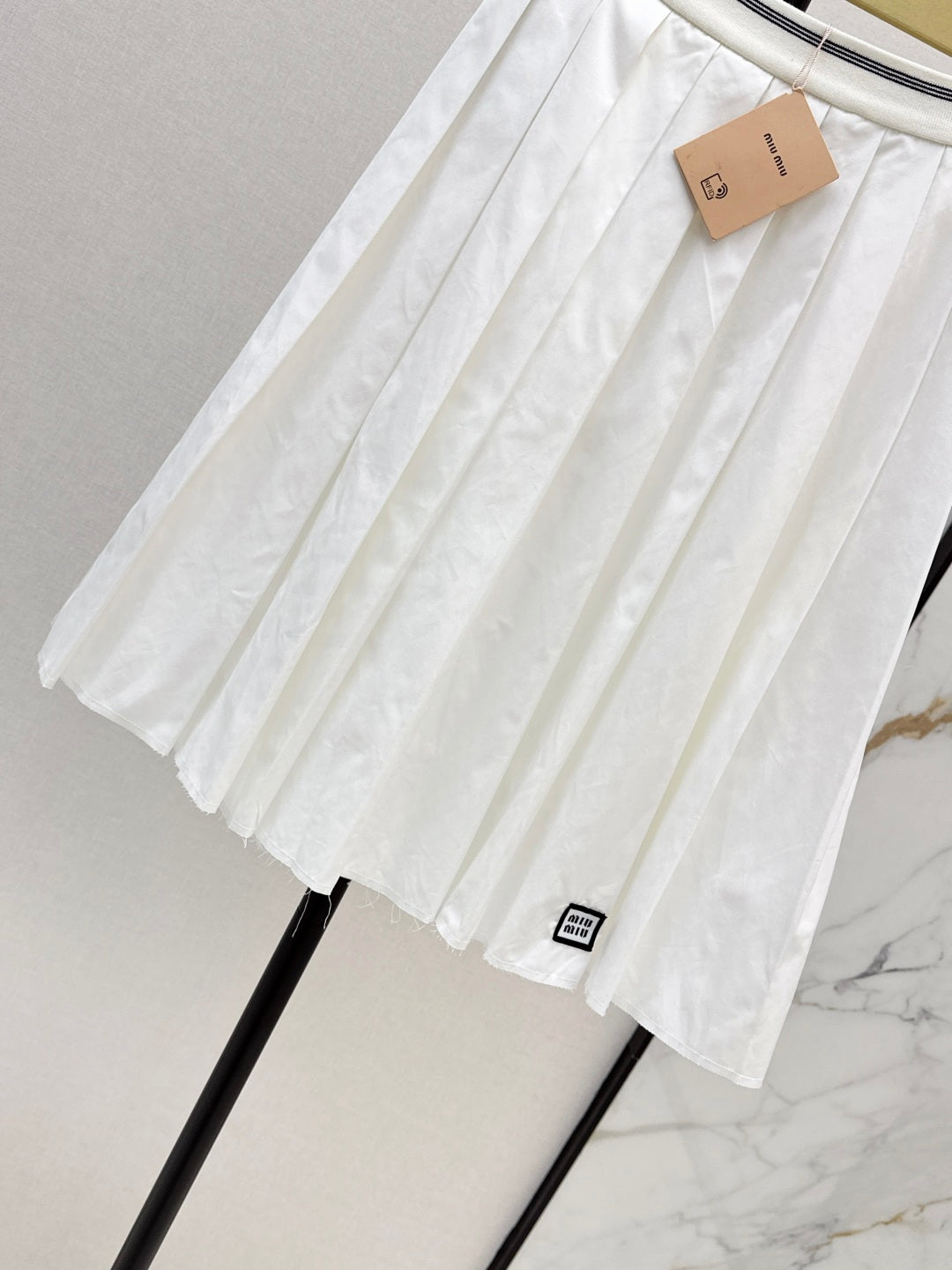 Miu 25fw pleated skirt