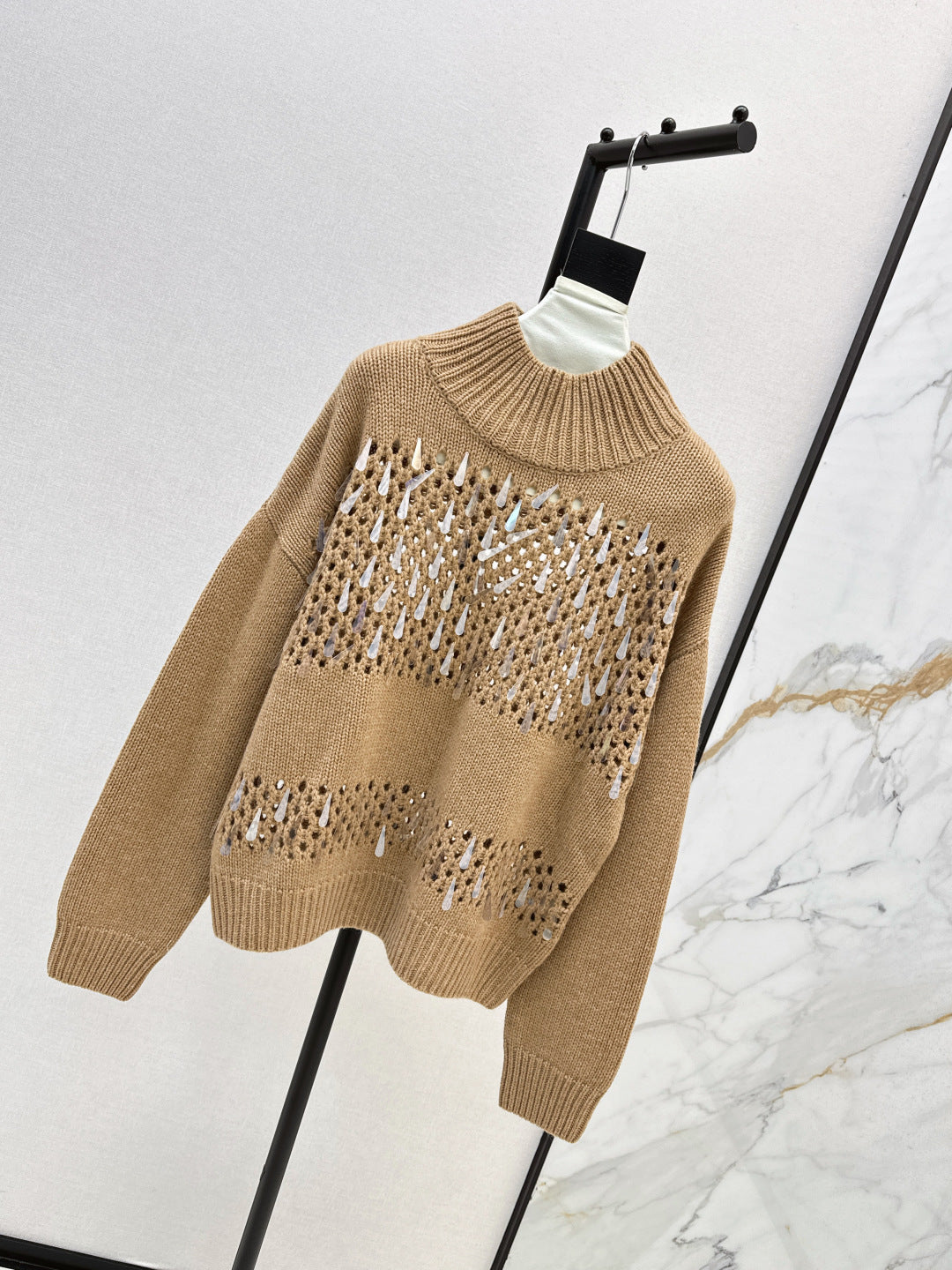 Brune 25fw cashmere sweater