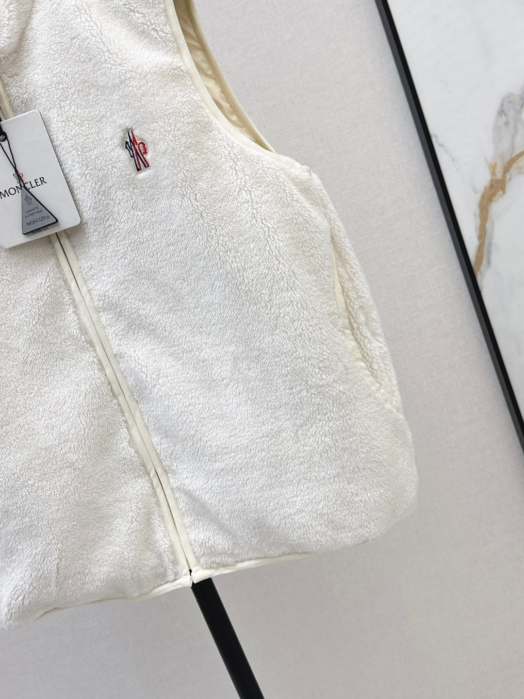 Monc 25fw reversible down vest