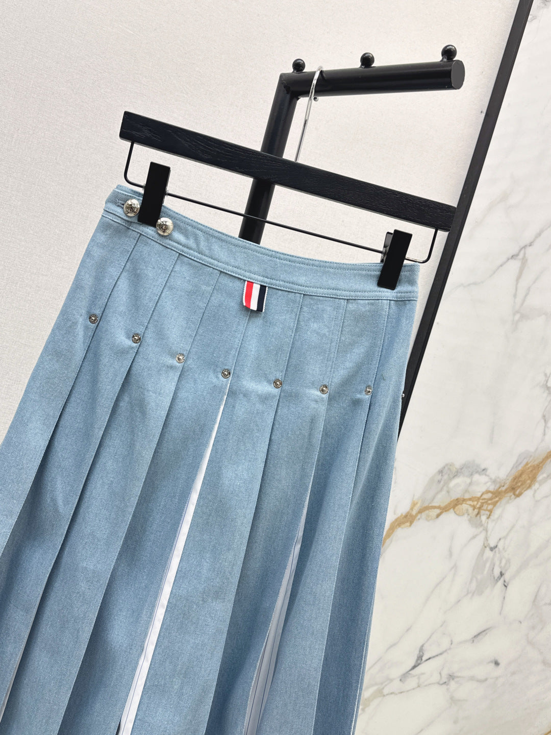 Miu 25fw denim skirt