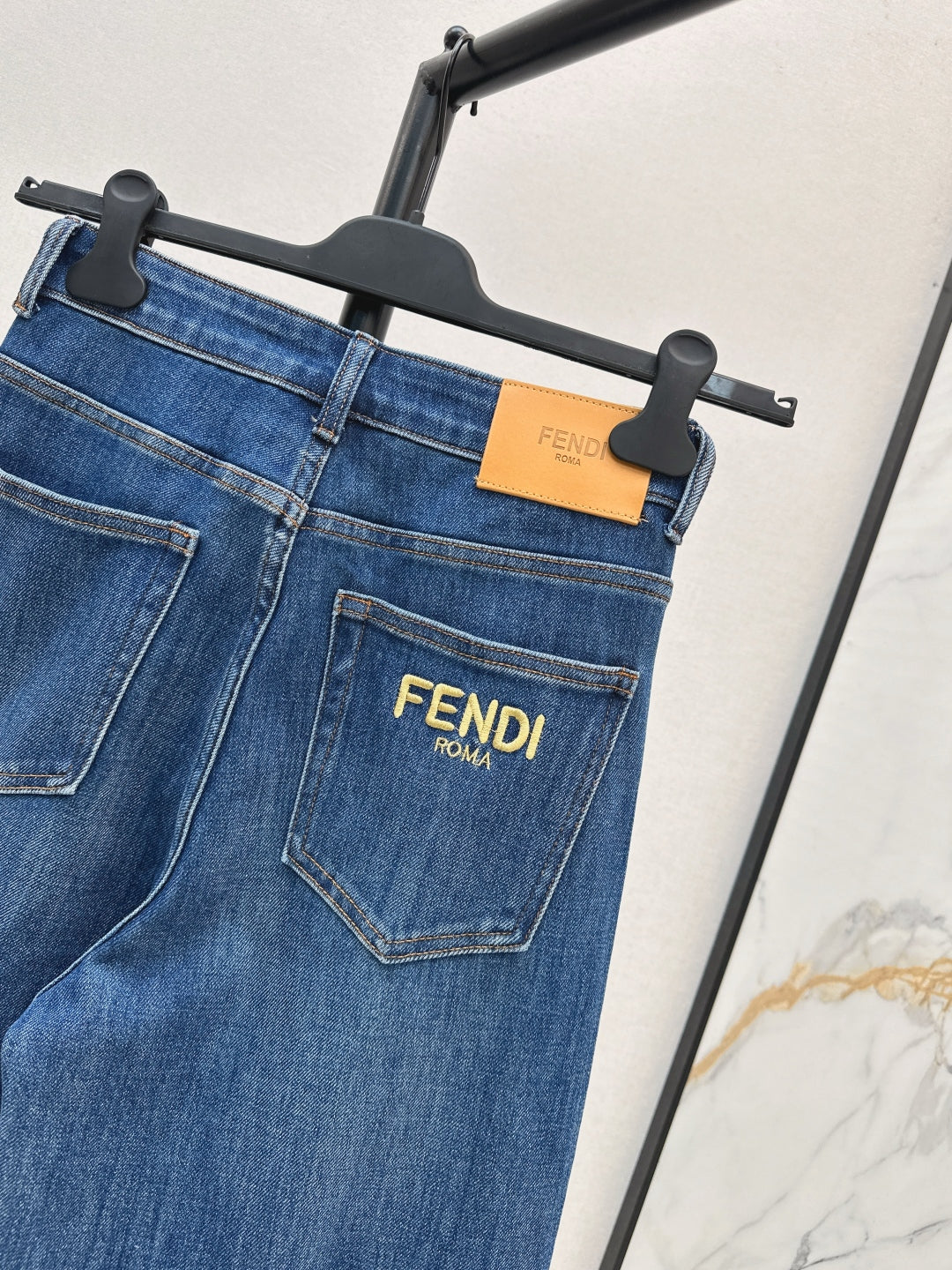 Fend 25fw jeans