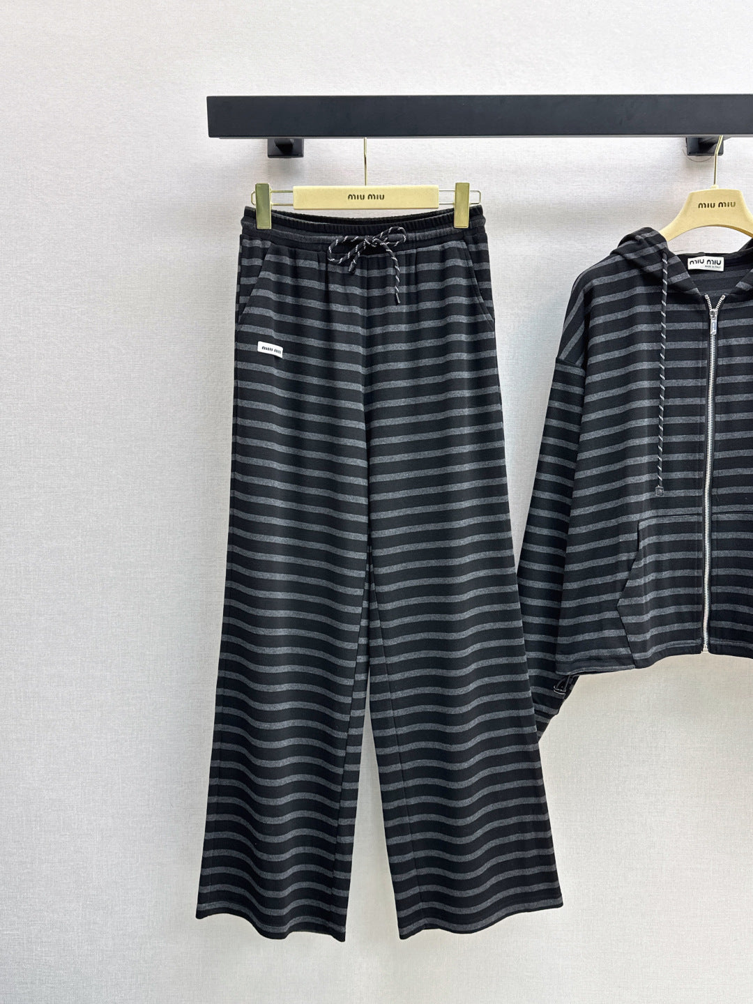 Miu 25fw tracksuit