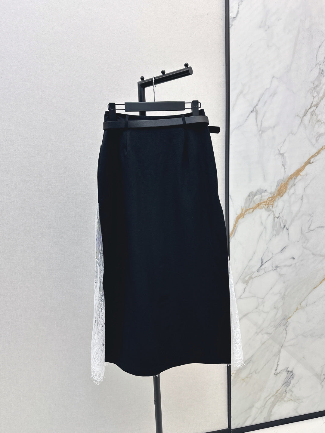 CD 25fw lace skirt