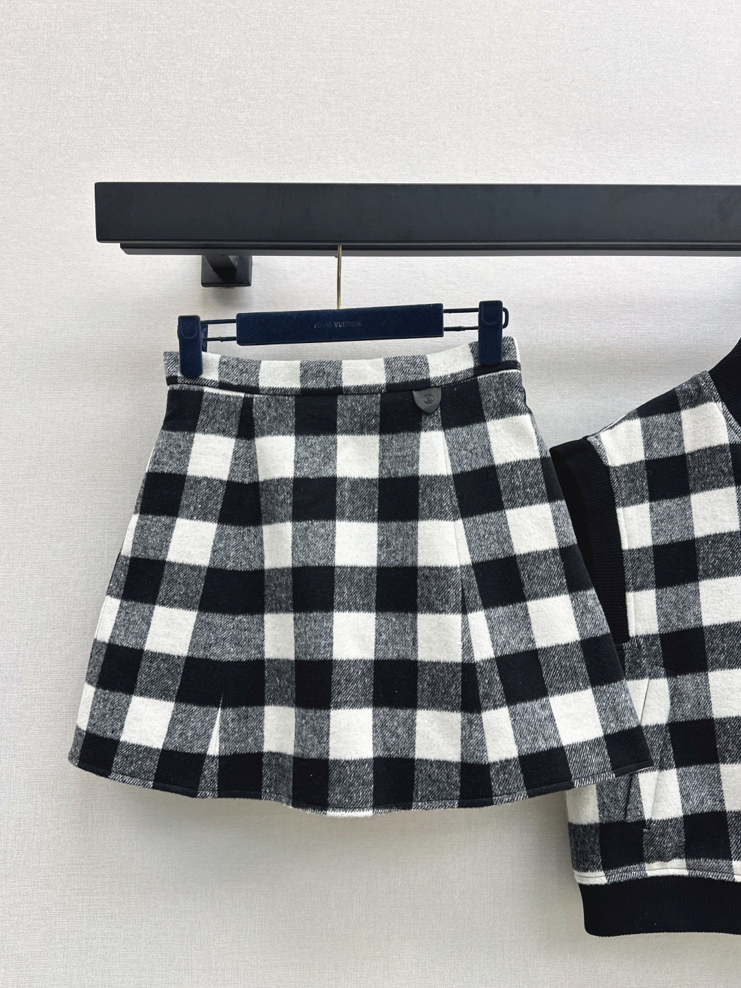 Louis 25fw plaid suit