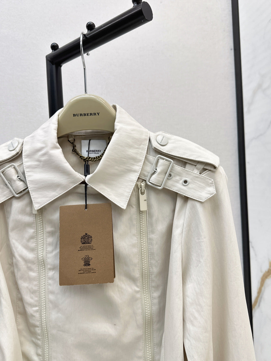 Bur 25fw trench coat