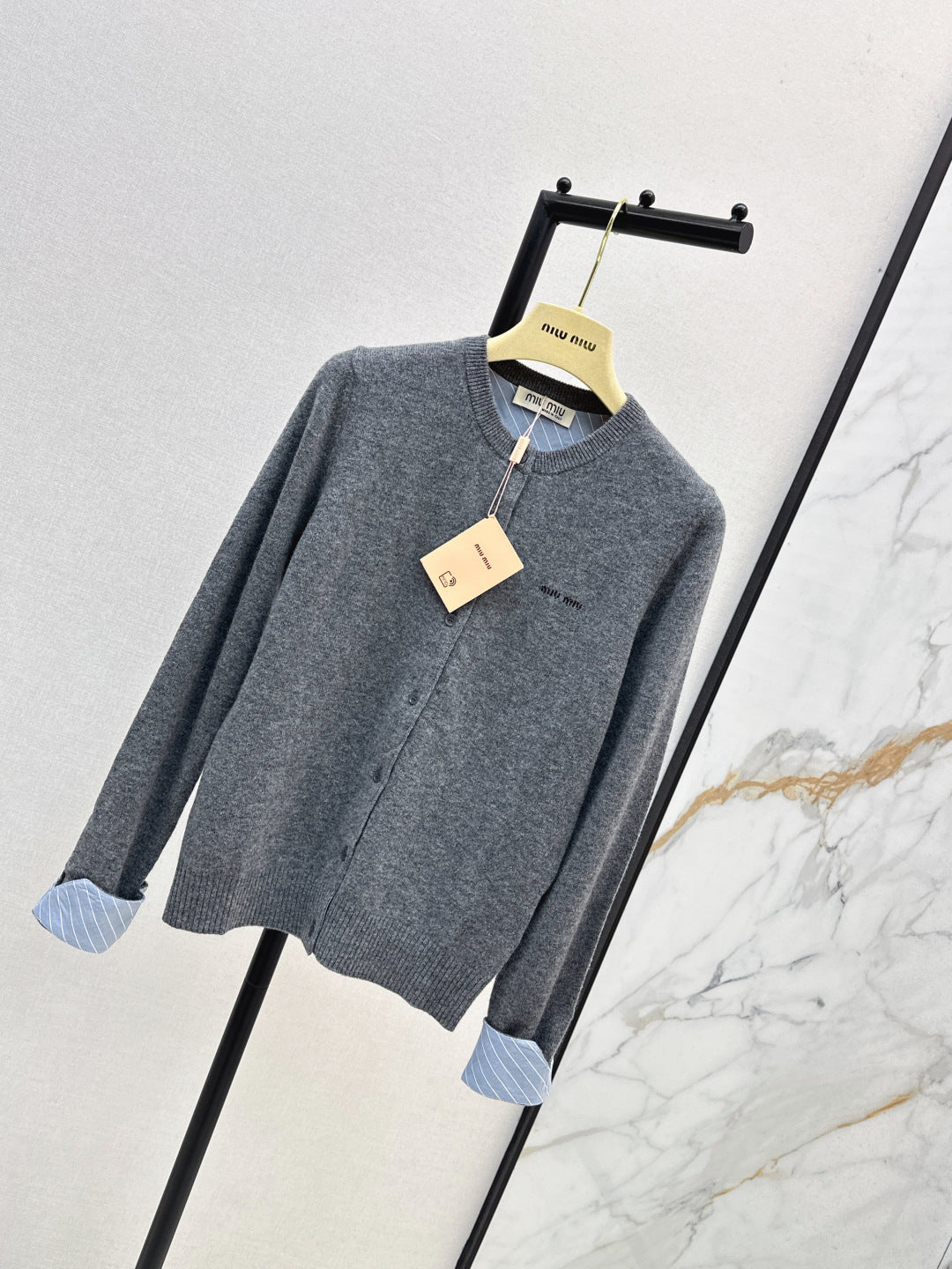 Miu 25fw knitted cardigan