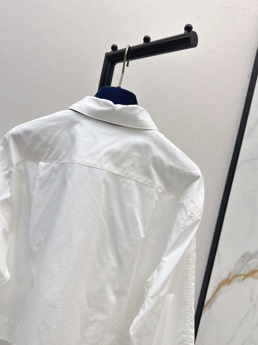 Louis 25fw scarf shirt