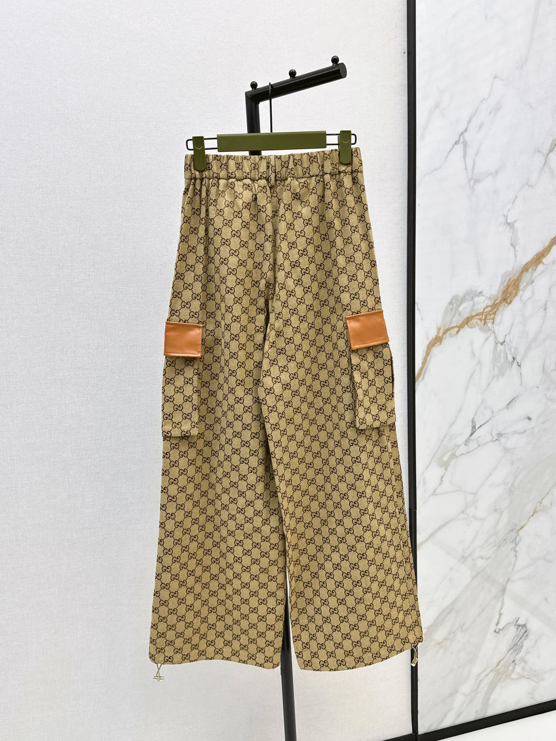 Guc 25fw jacquard pants