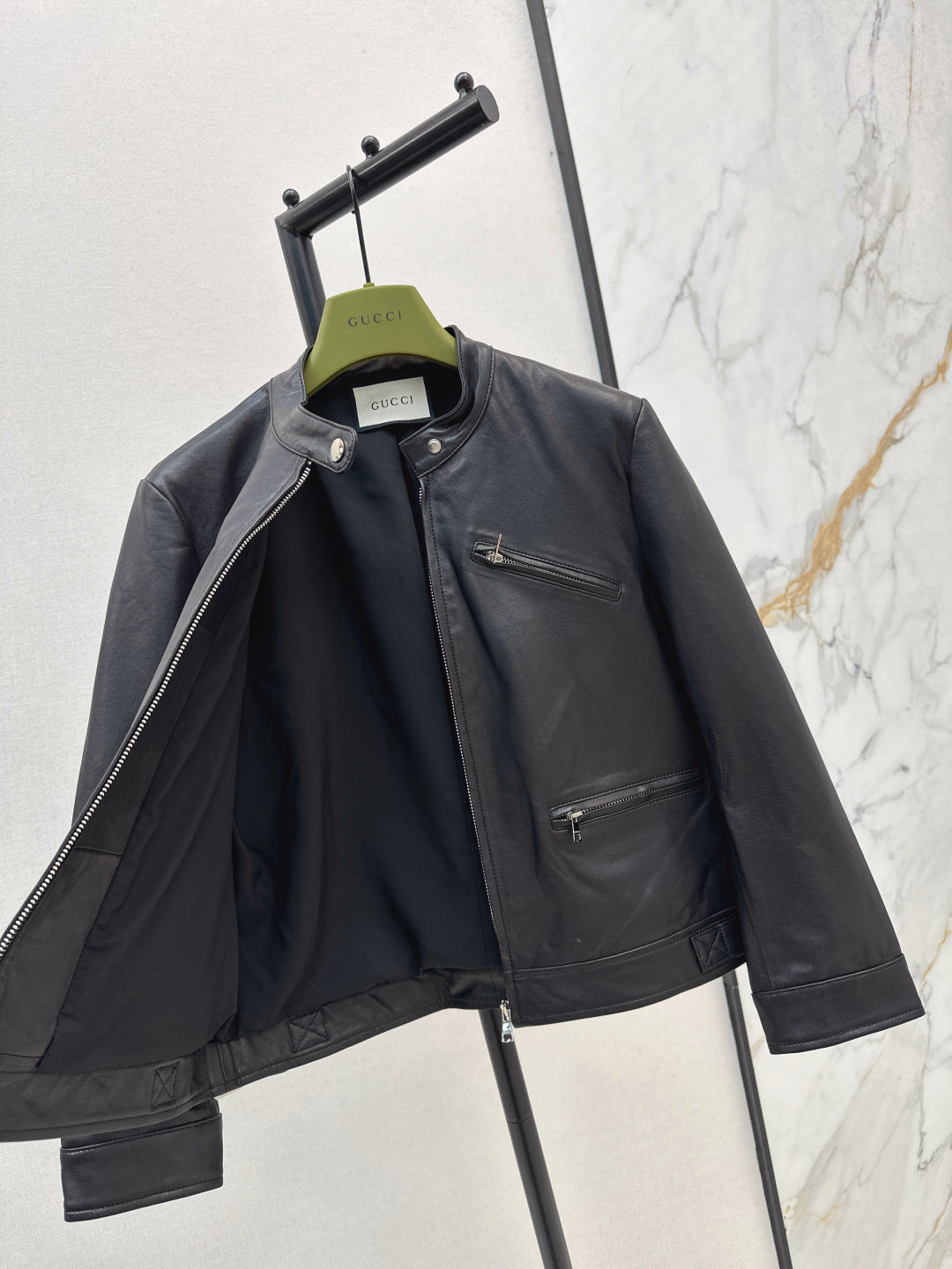 Guc 25fw leather jacket