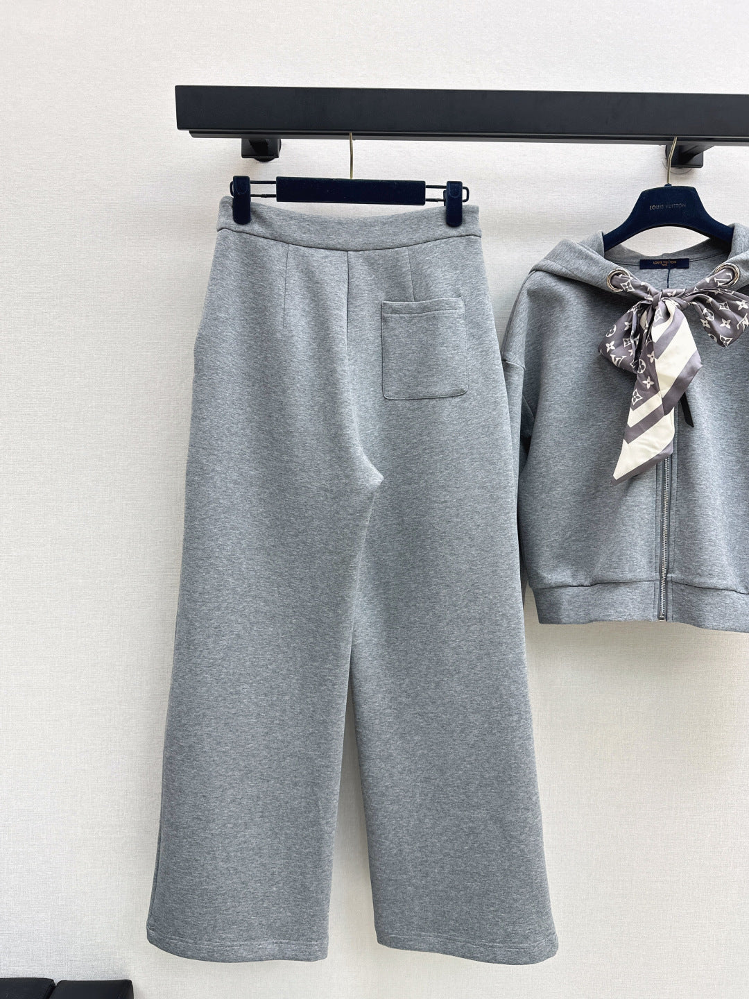 Louis 25fw tracksuit
