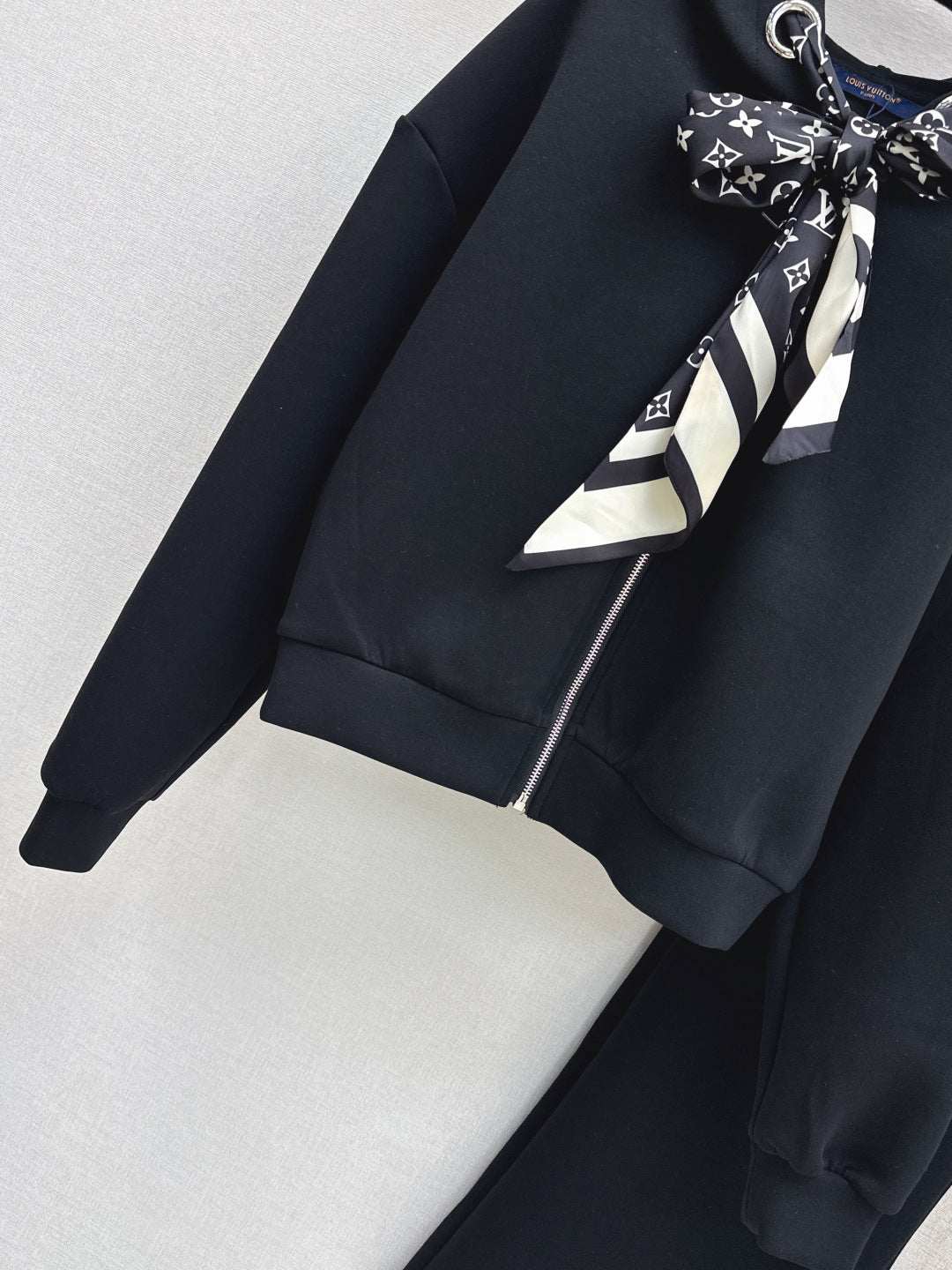 Louis 25fw tracksuit