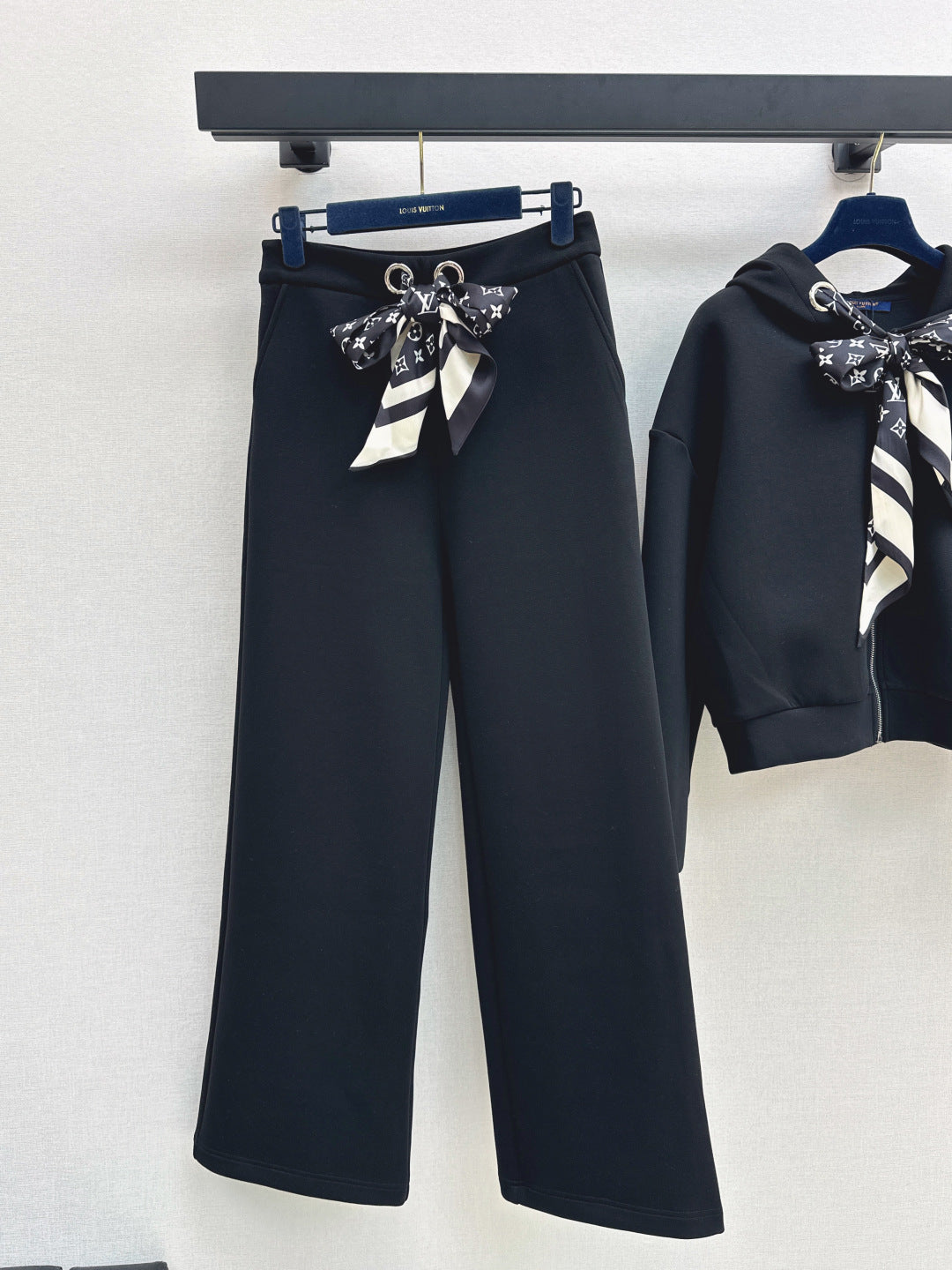 Louis 25fw tracksuit