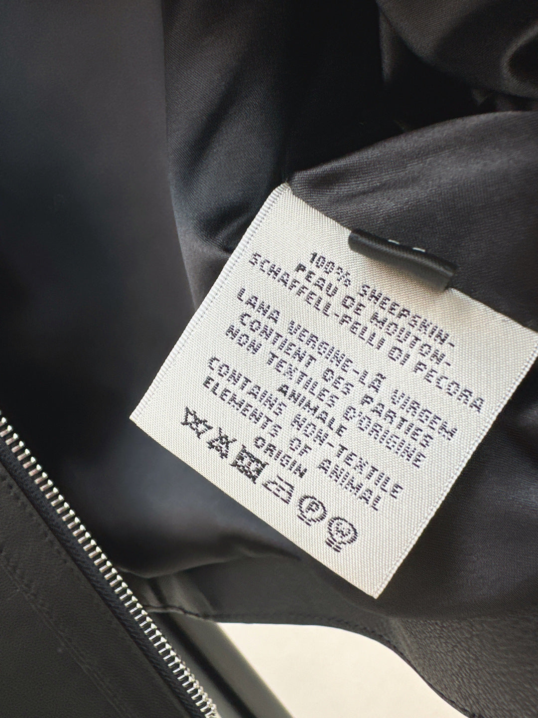 Herm 25fw leather crop jacket