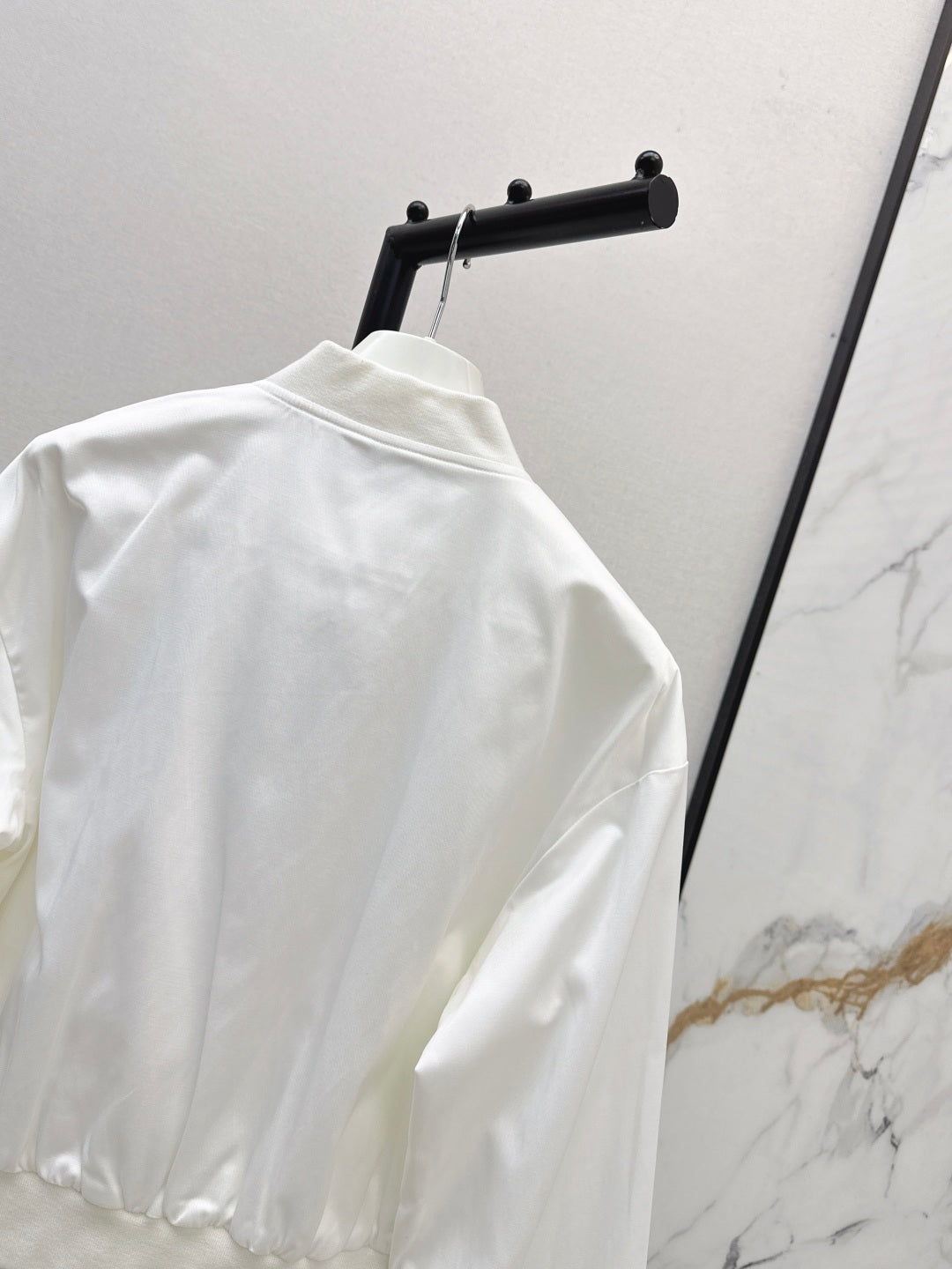 Loe 25fw baseball jacket