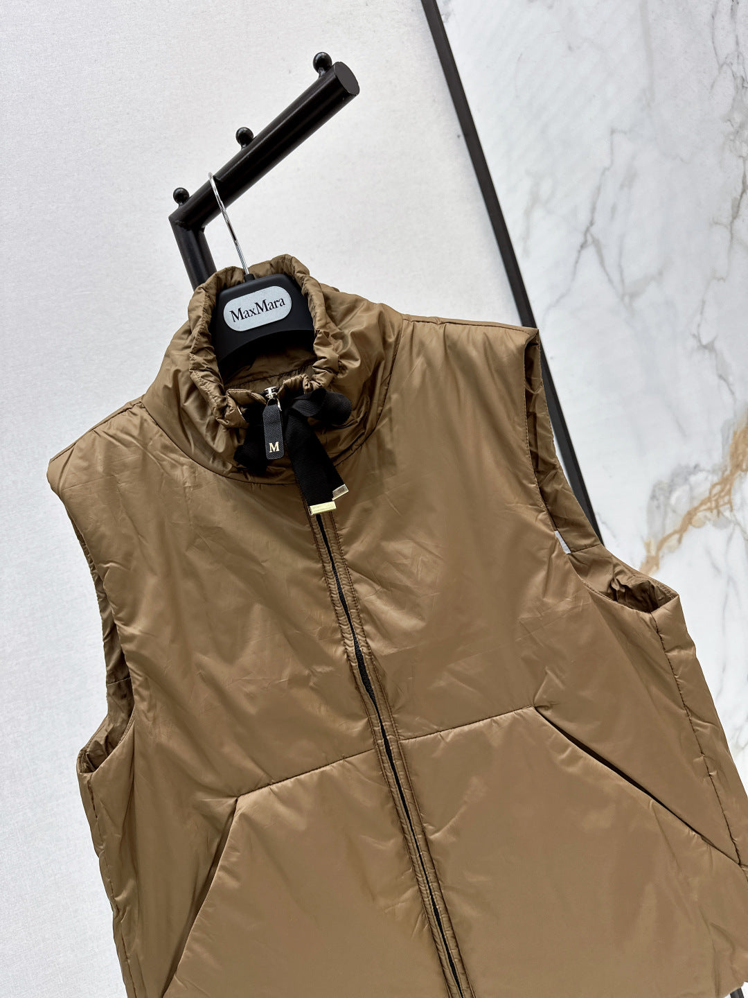 Monc 25fw padded vest