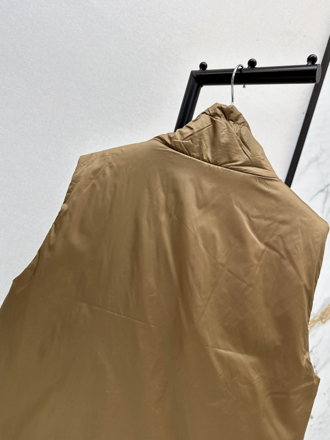 Monc 25fw padded vest