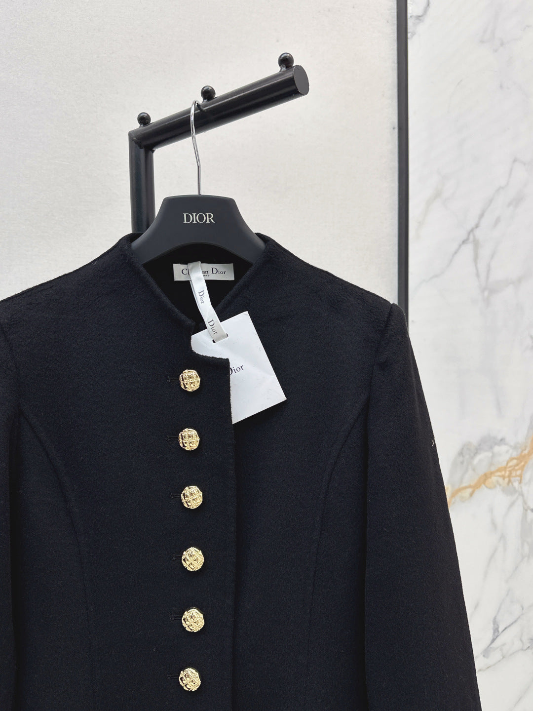 CD 25fw trench coat