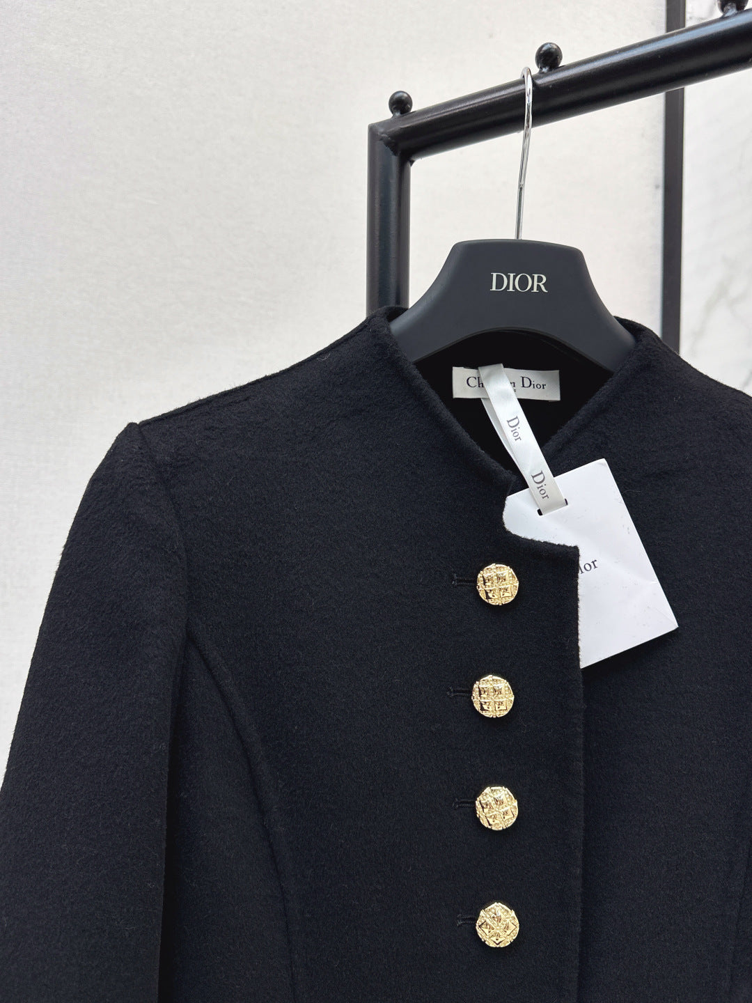 CD 25fw trench coat