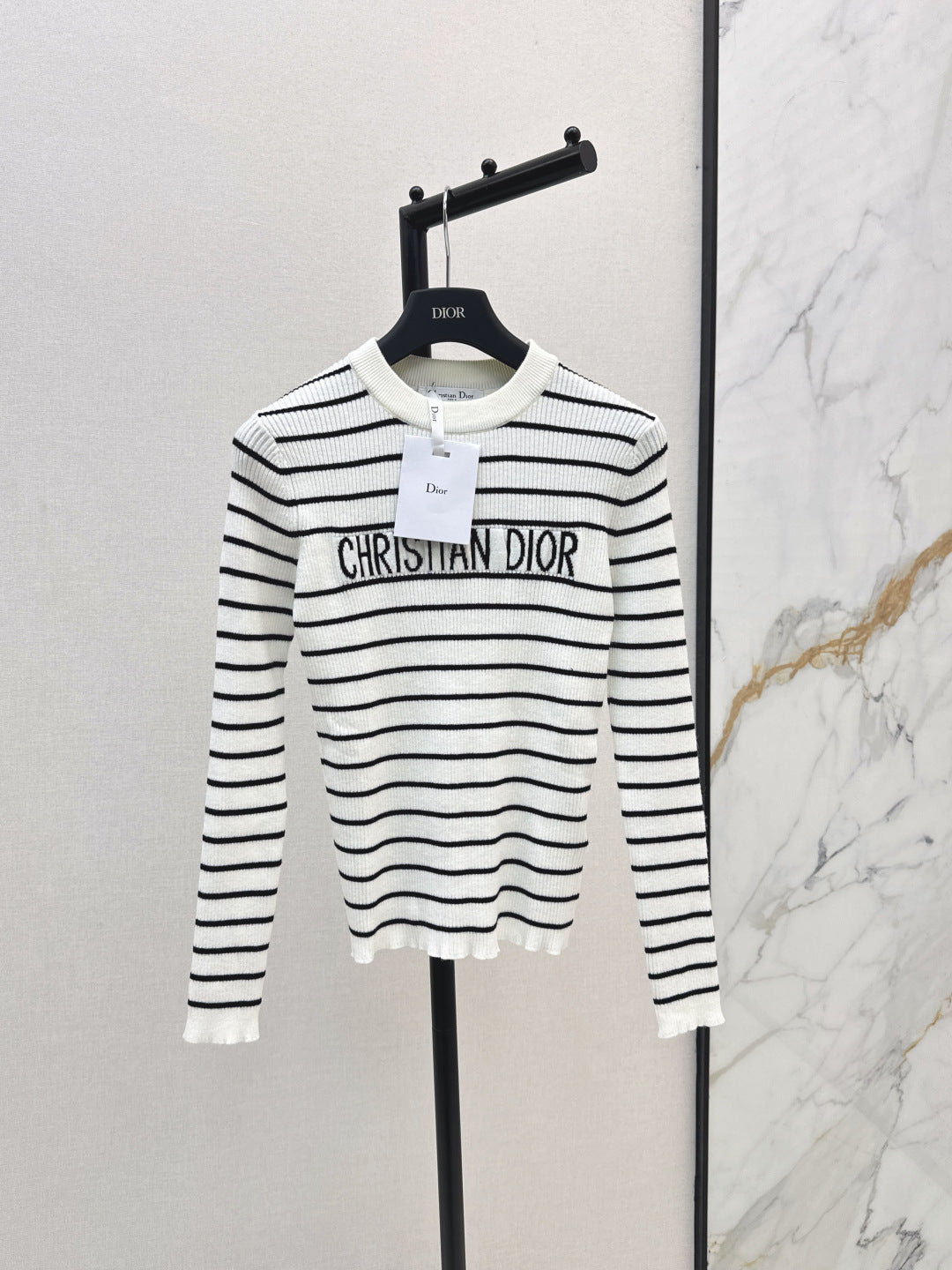 CD 25fw knitted sweater