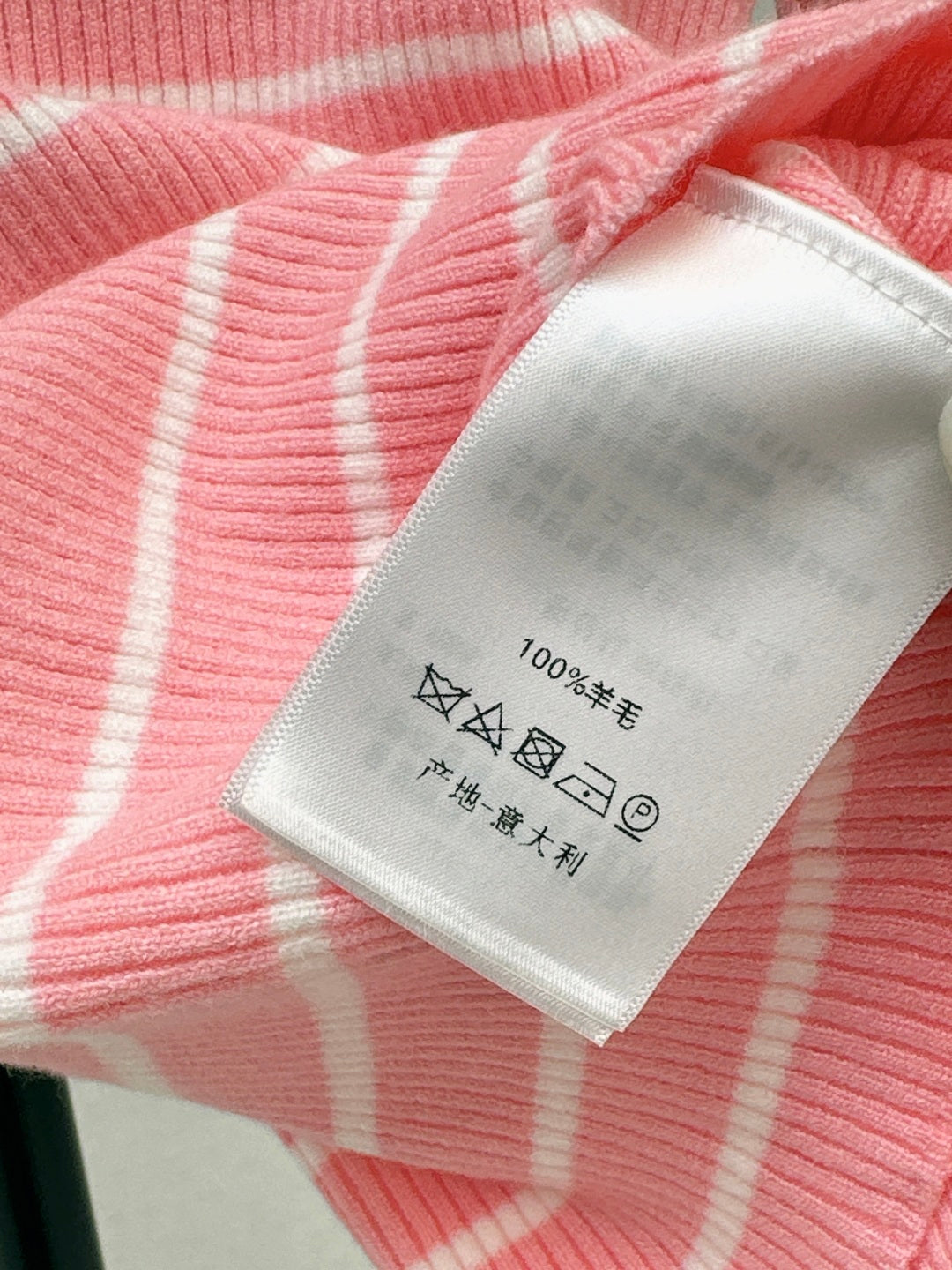 CD 25fw knitted sweater