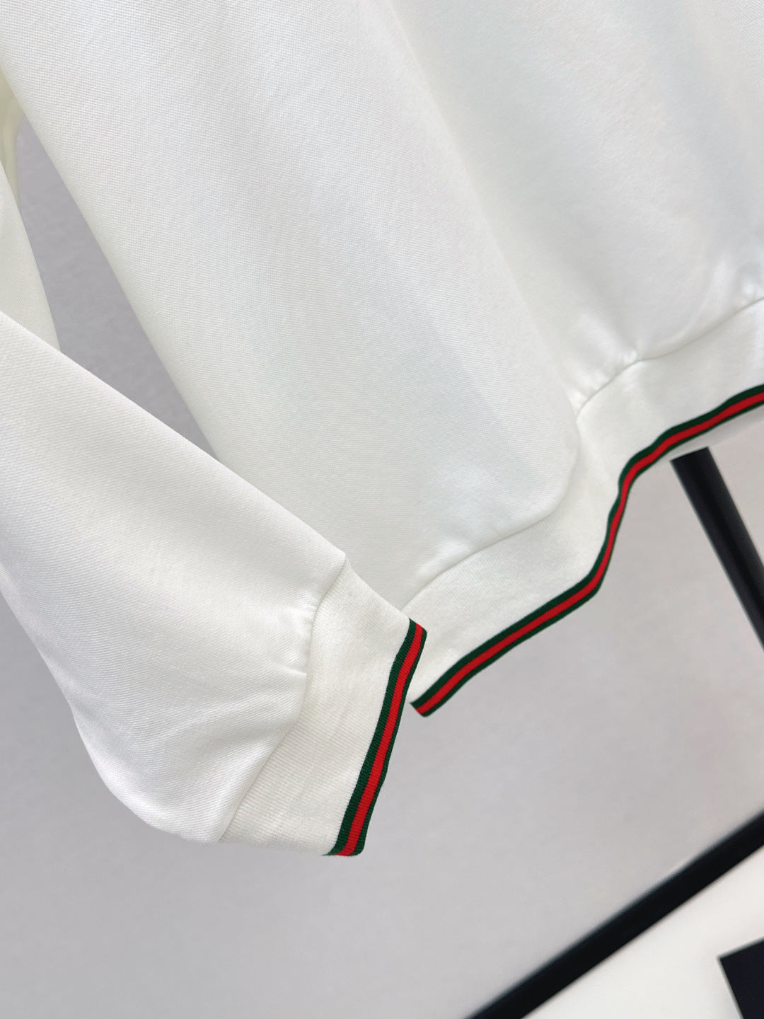 Guc 25fw sweatshirt