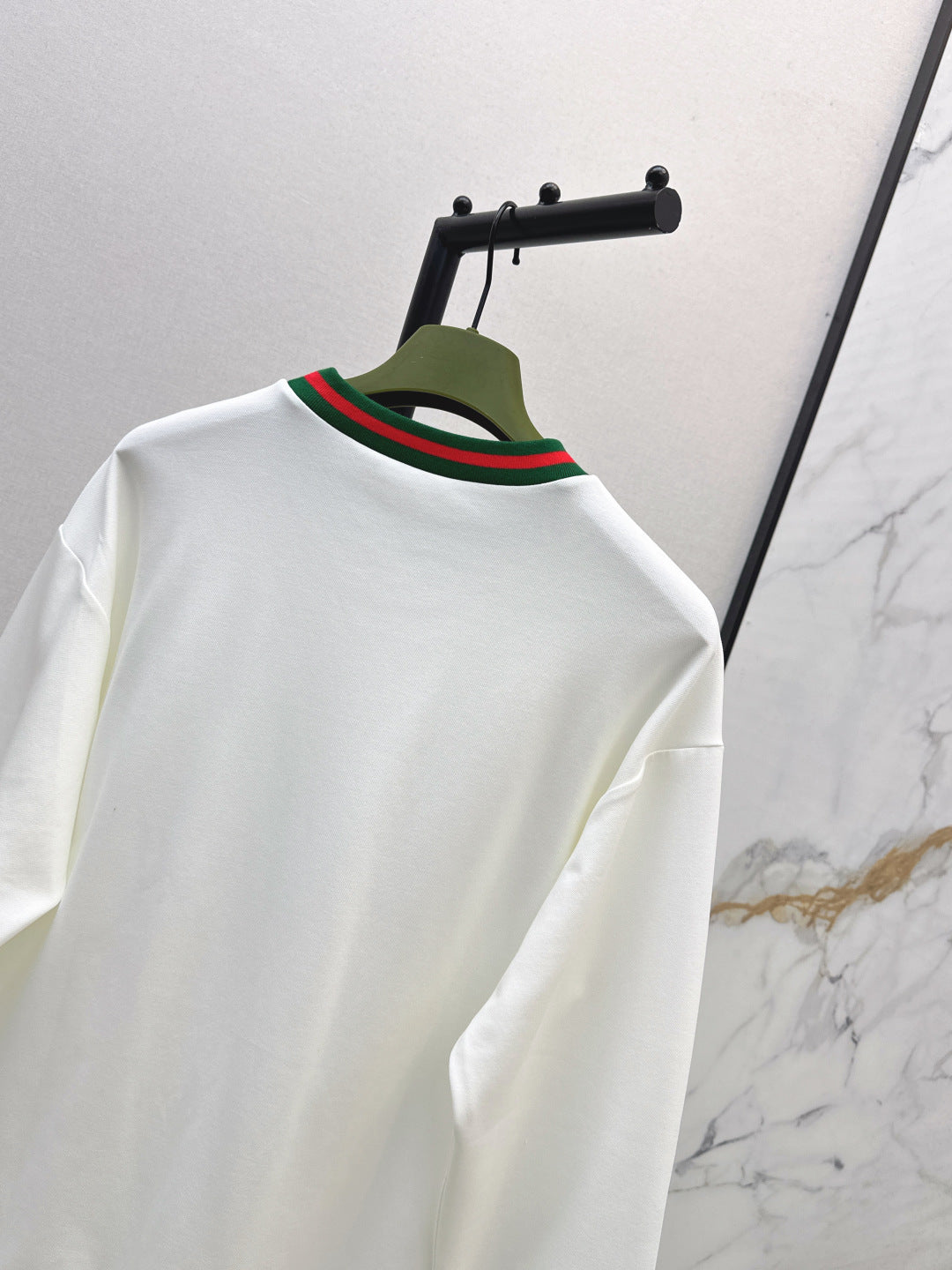 Guc 25fw sweatshirt