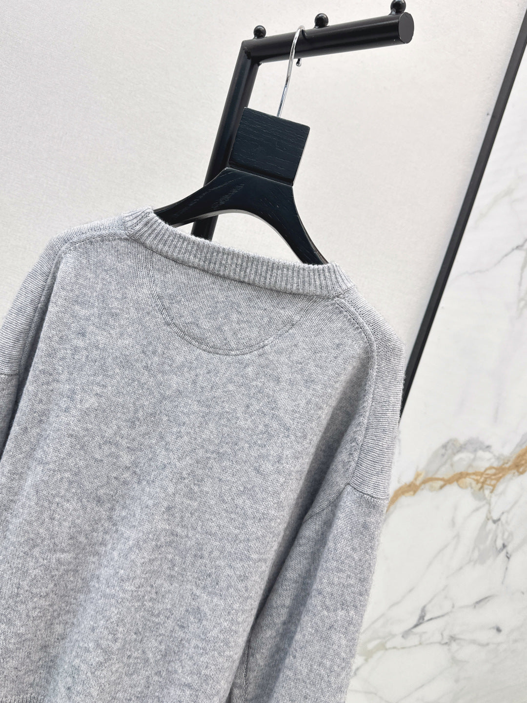 Brune 25fw knitted sweater