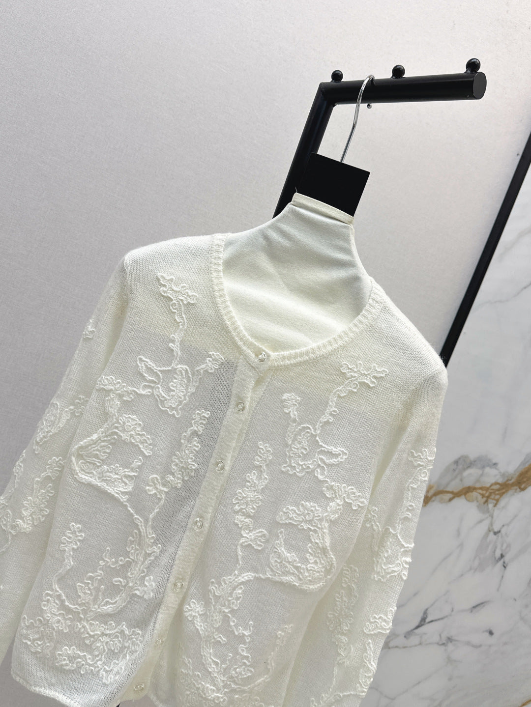 Es 25fw embroidered cardigan