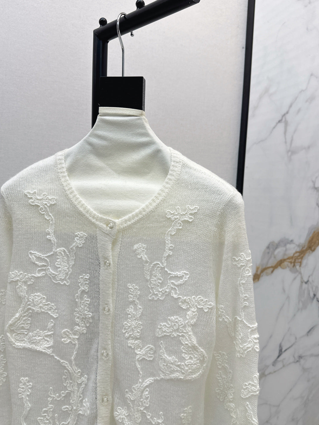 Es 25fw embroidered cardigan