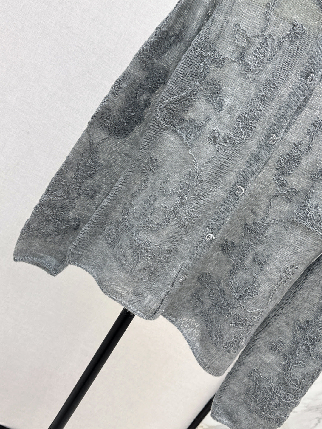 Es 25fw embroidered cardigan