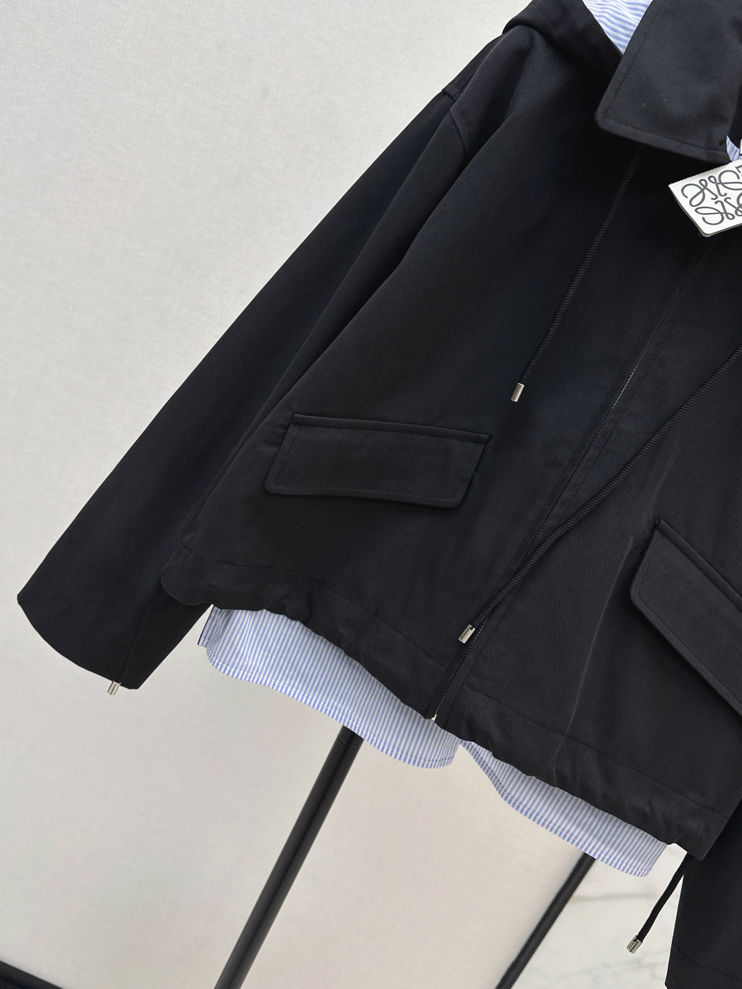 Loe 25fw hooded jacket
