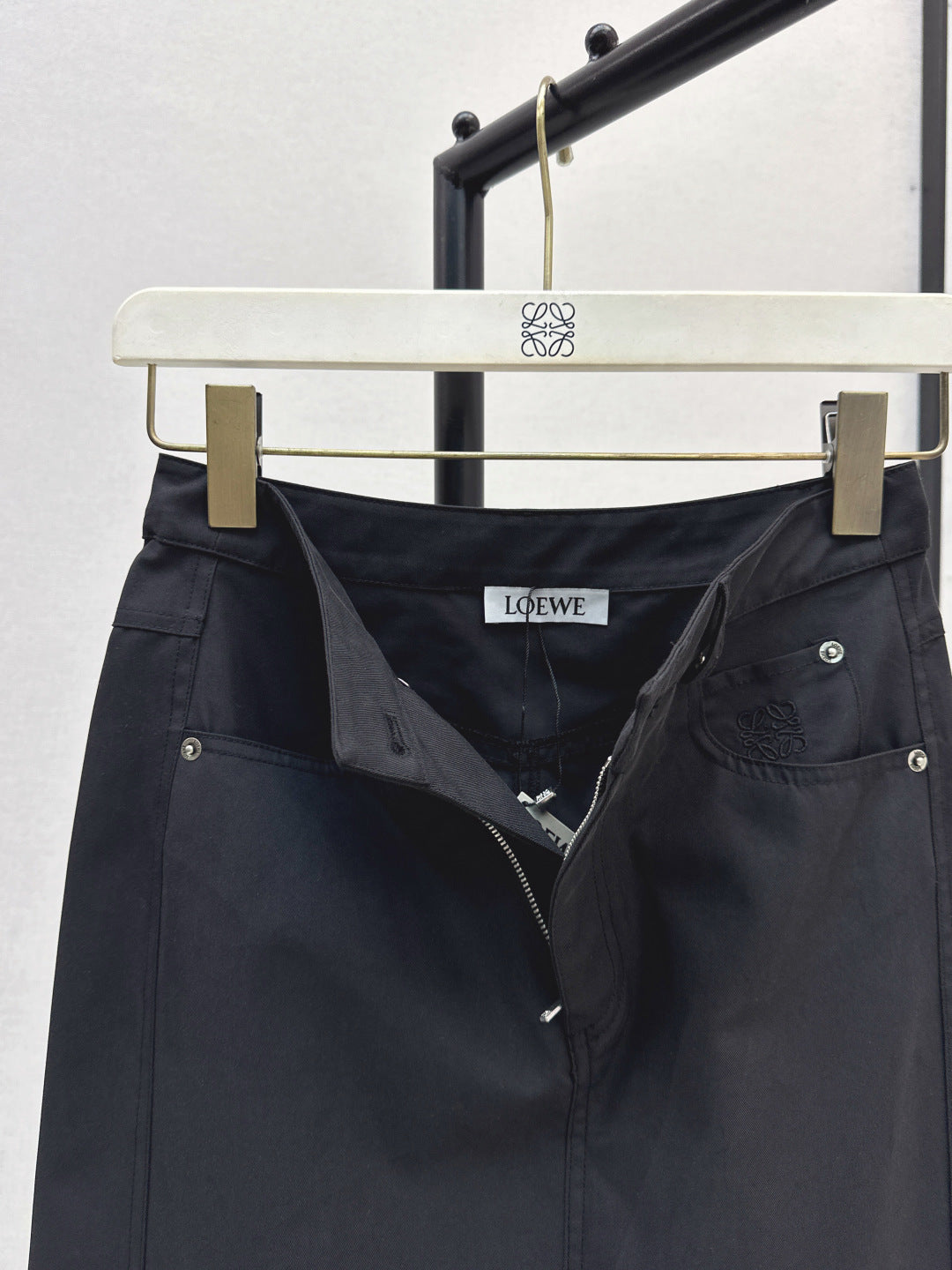 Loe 25fw skirt