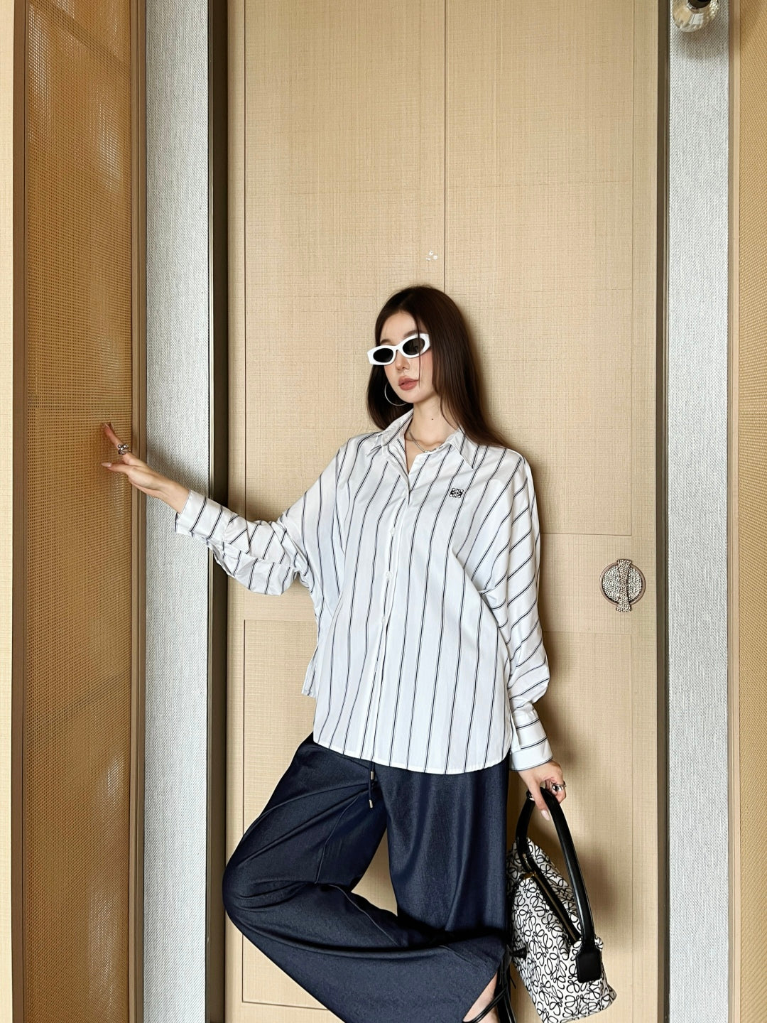 Loe 25fw embroidered shirt