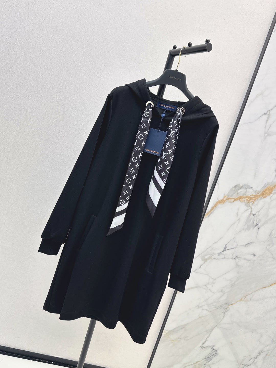 Louis 25fw scarf dress