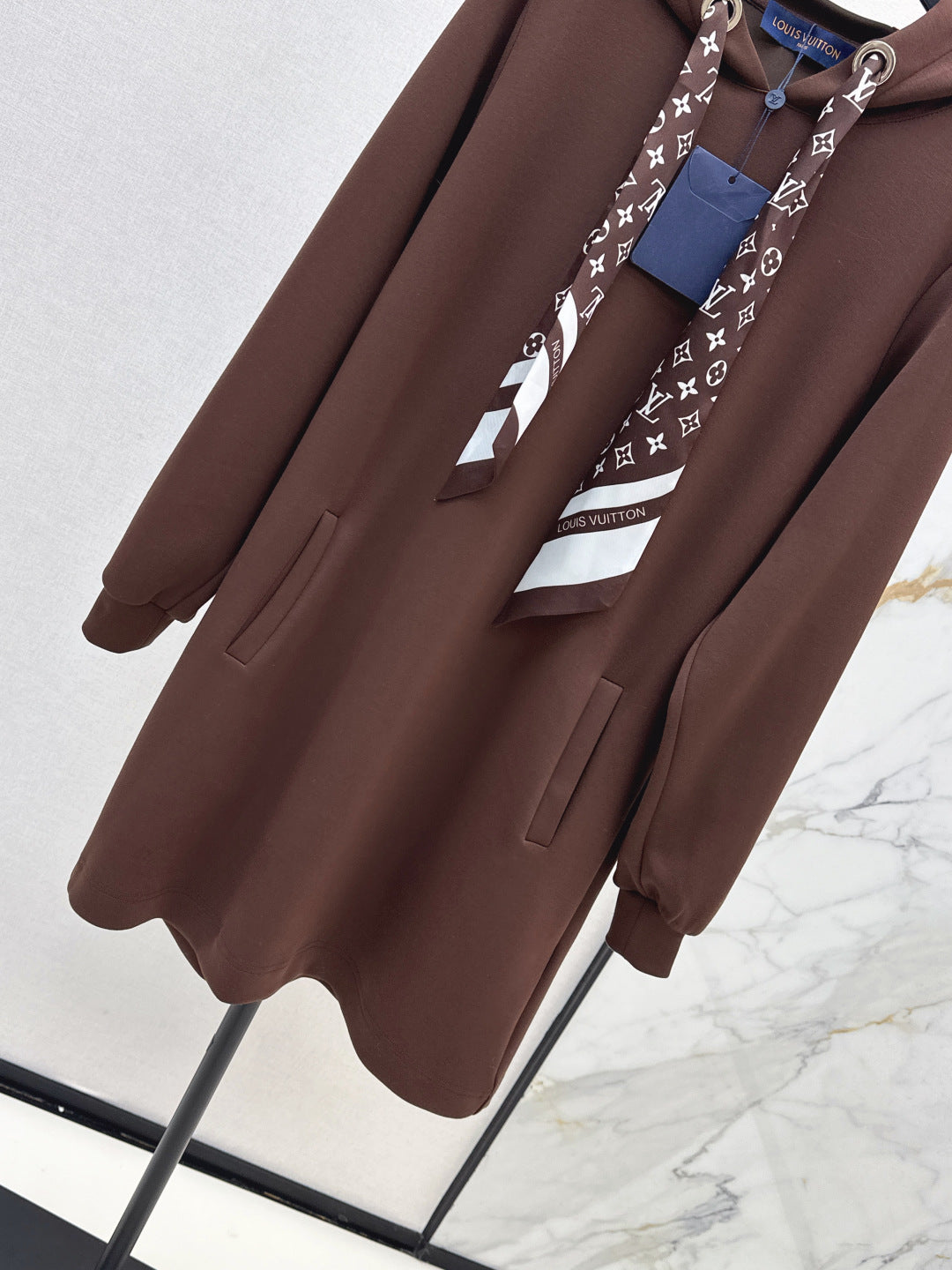 Louis 25fw scarf dress