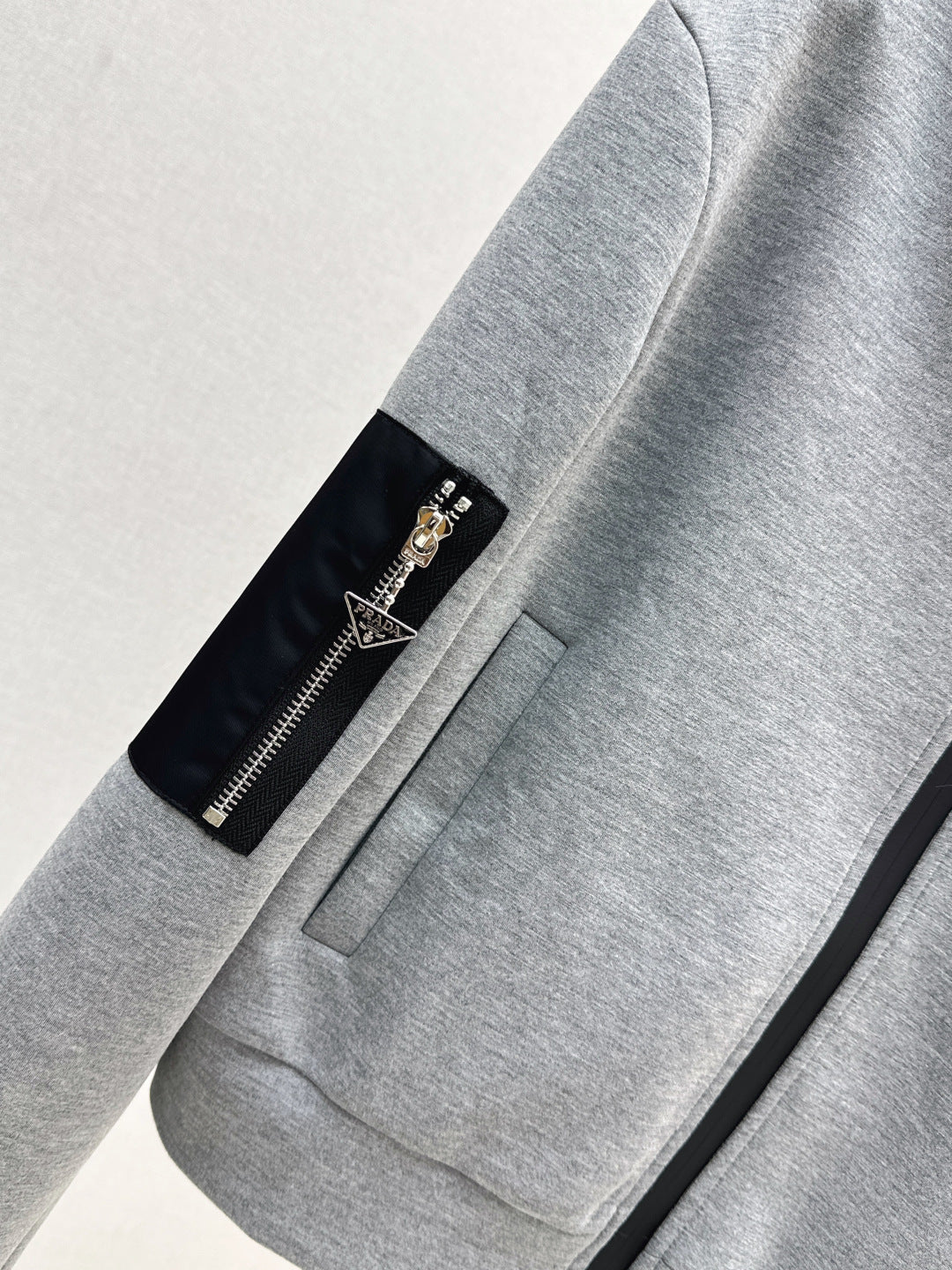 Pra 25fw hooded jacket