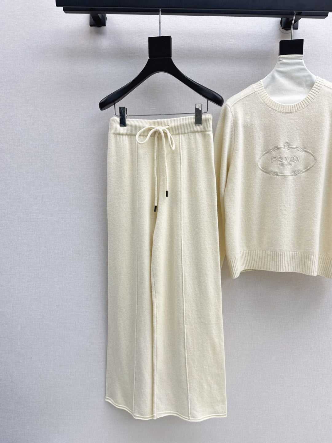 Pra 25fw knitted suit
