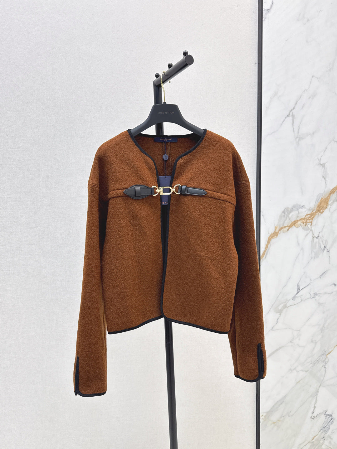 Louis 25fw cape jacket