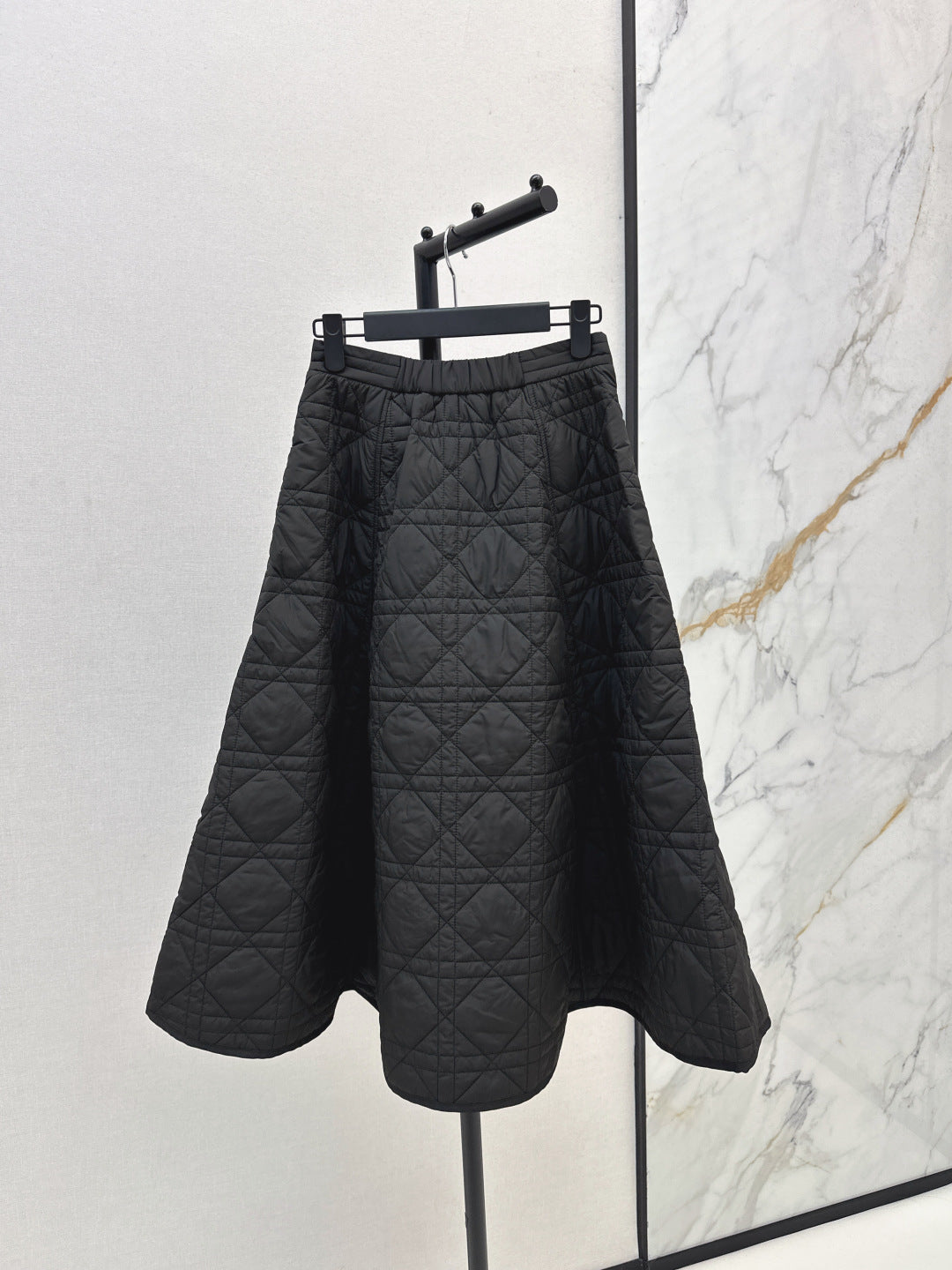 CD 25fw padded skirt