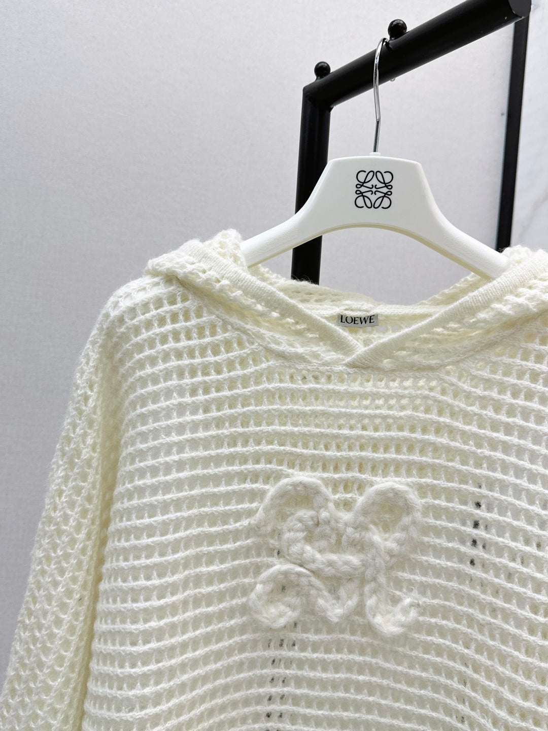 Loe 25fw hollow hoodie