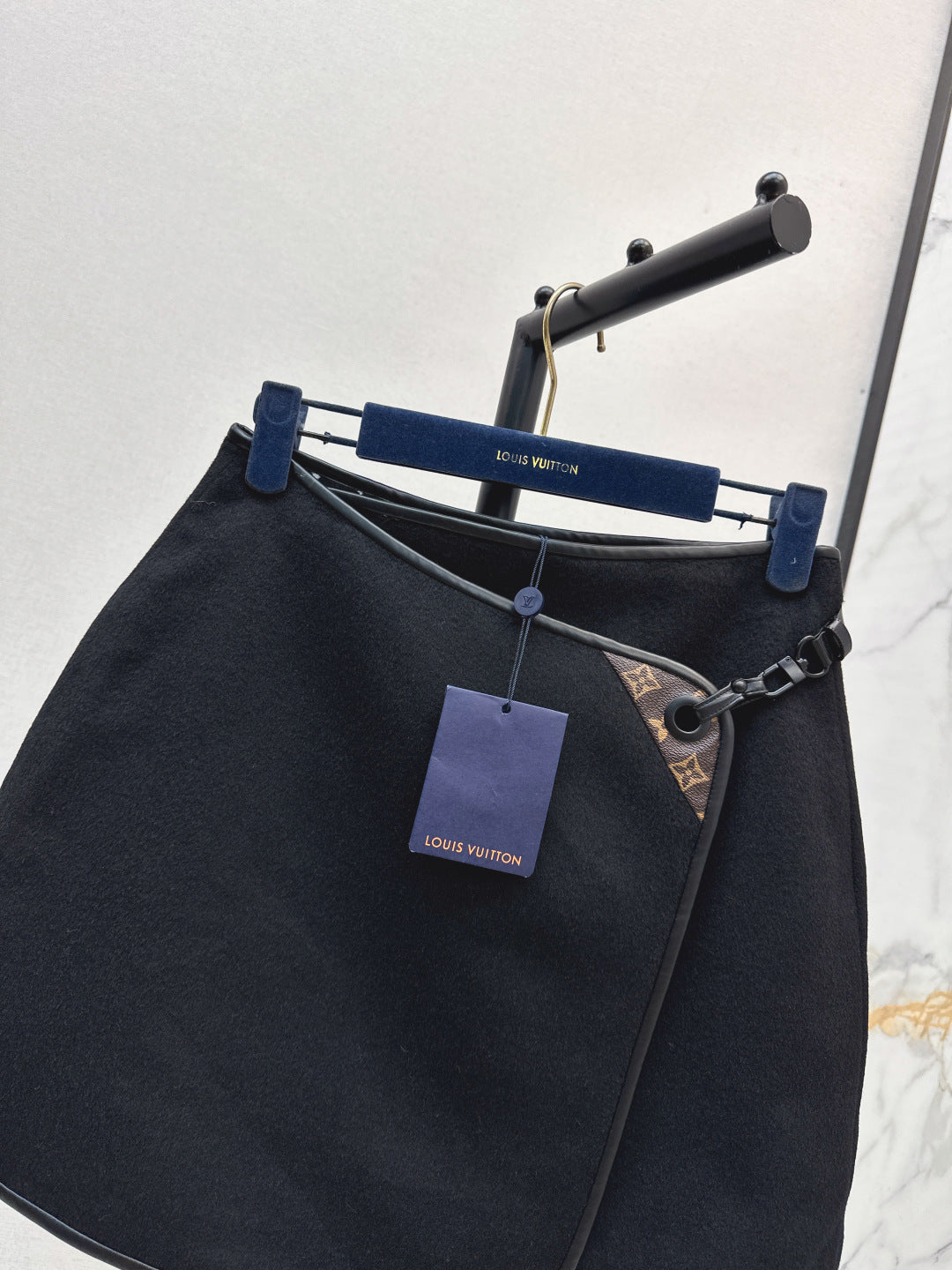 Louis 25fw reversible skirt