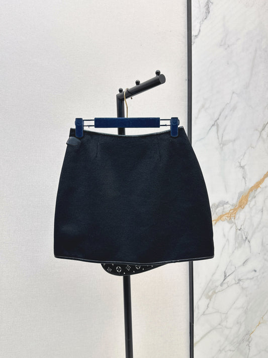 Louis 25fw reversible skirt