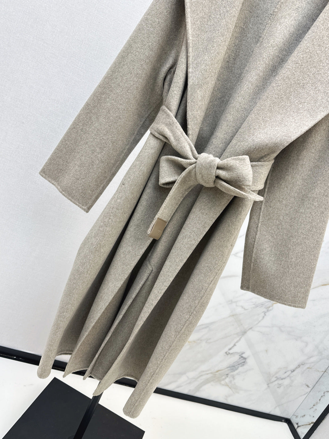 Loe 25fw reversible coat